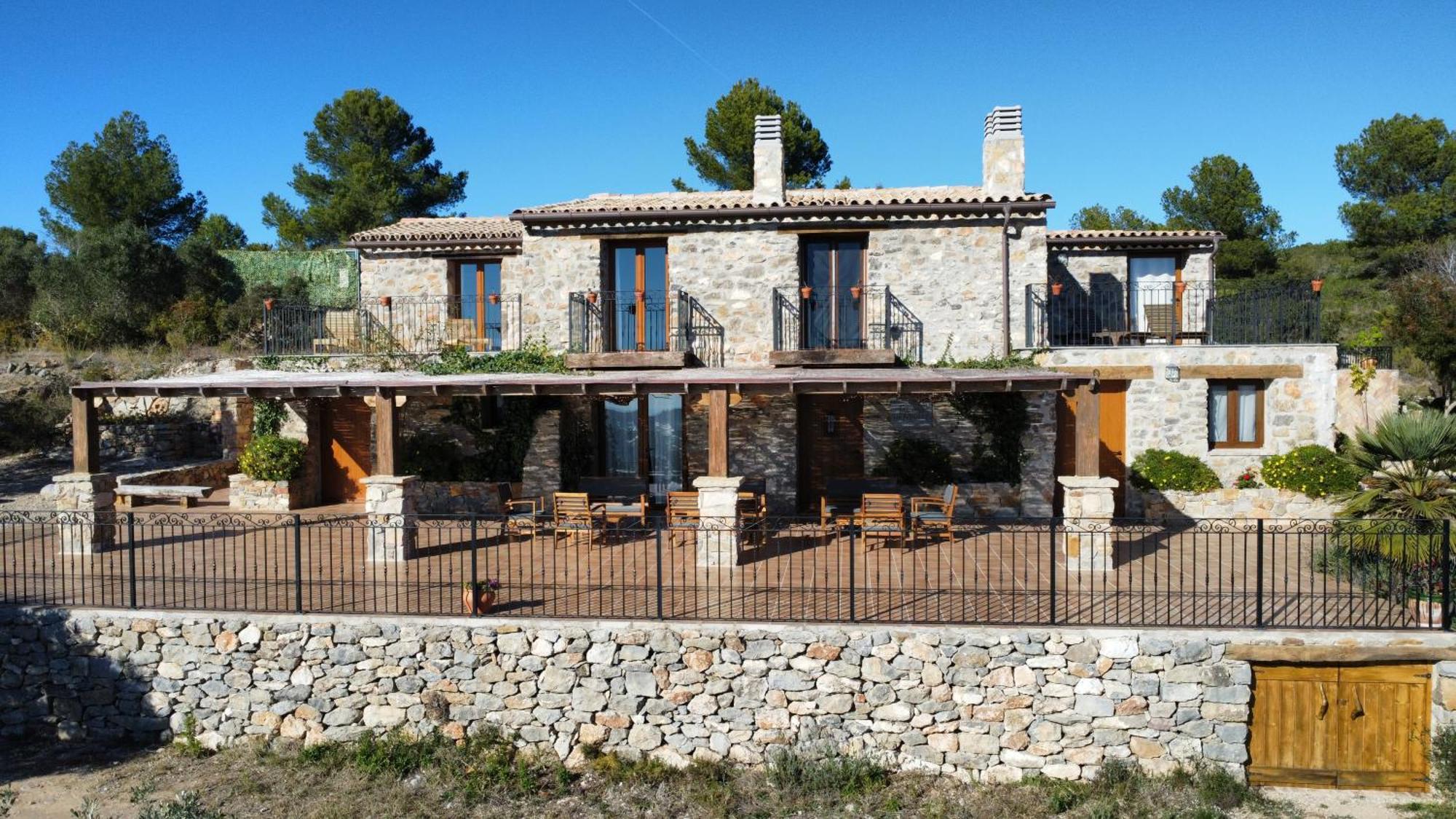 La Cueva De Miravet - Villa De Lujo En La Cima De La Montana Con Vistas Al Mar Cabanes  Bagian luar foto